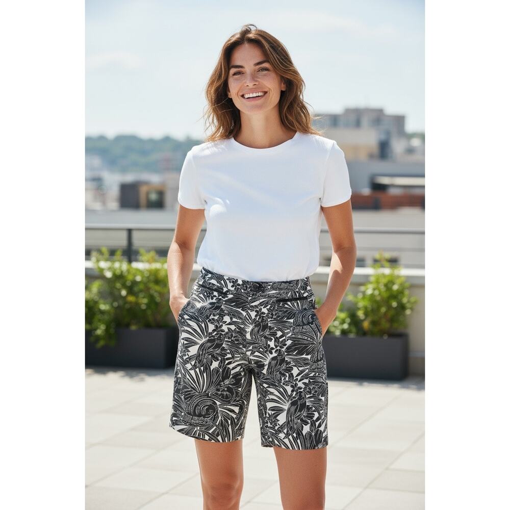 White House Black Market Tropical Pattern 12” Bermuda Shorts Sz 8